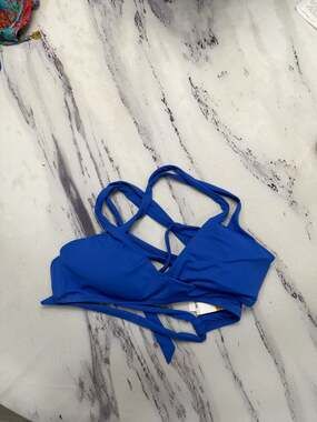 BECCA by Rebecca Virtue Color Code Wrap Wire-Free Bikini Top Azure Size Small D